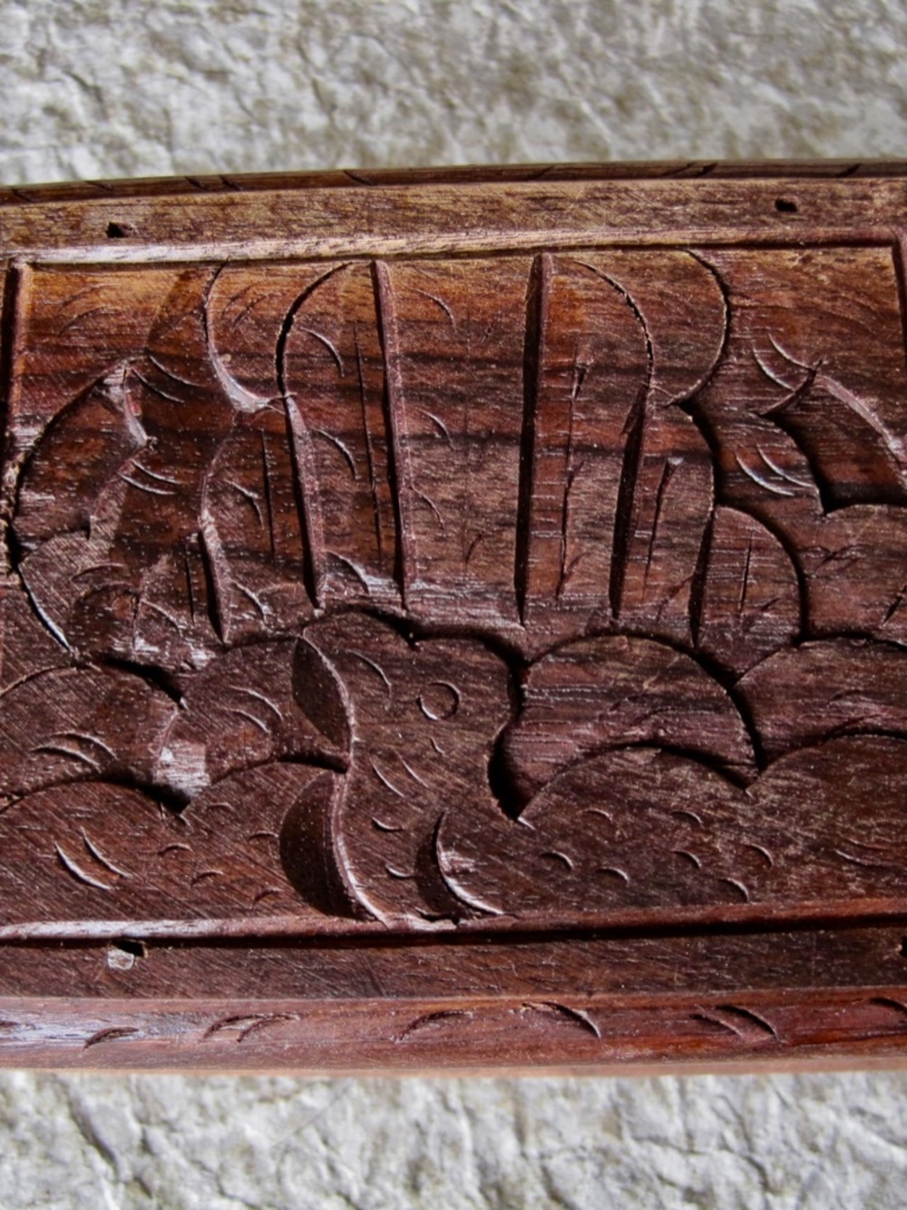 Vintage Hand Carved Wood 4" x 3 1/4" Trinket Box with Hinge Lid - Picture 3 of 5